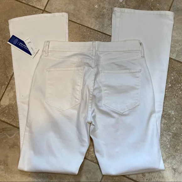 🆕 'STAY-WHITE' Micro-Flare Mid-Rise - Picture 6 of 8